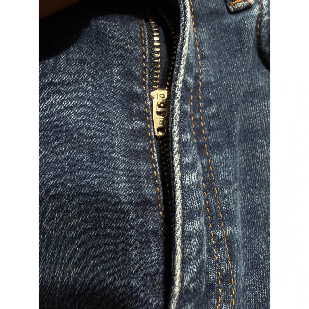 Zara High Rise Straight Leg Jeans size 2 Blue